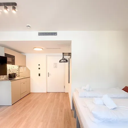 Blackhome Hauptbahnhof I Contactless Check-in Aparthotel Innsbruck